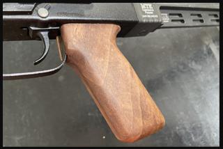 AK from AKM to 200 Serie Walnut Wood Grip